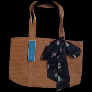 NWT Women's Draper James One Size Beige Straw Tote Bag with Navy Blue‎ Scarf